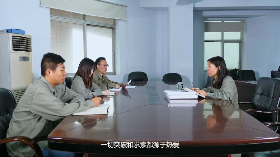刘秦娥-05.jpg hth